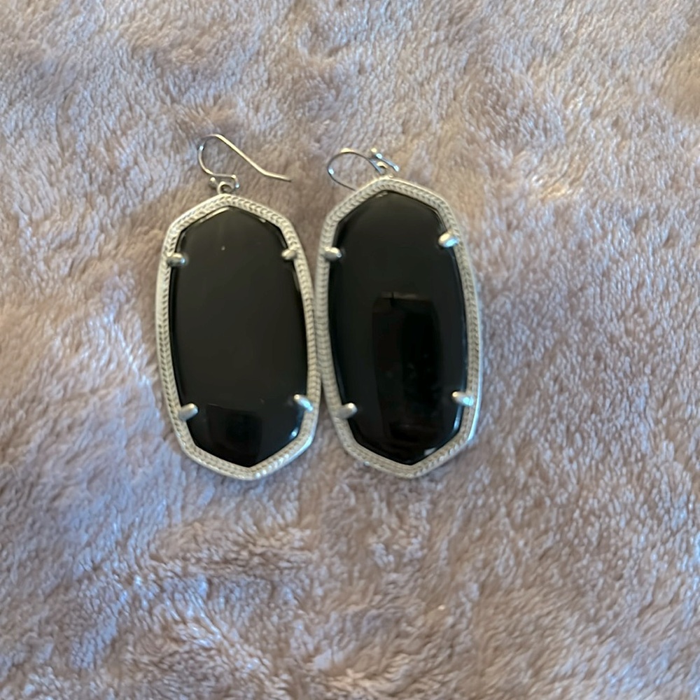 Kendra Scott Danielle Drop Earring - Silver/Black